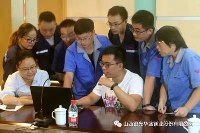 專利彰顯實(shí)力,創(chuàng)新驅(qū)動(dòng)發(fā)展--省、市、縣科學(xué)技術(shù)協(xié)會(huì)組織有關(guān)專家赴銀光集團(tuán)開展企業(yè)專利信息推廣應(yīng)用服務(wù)工作
